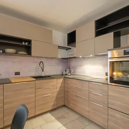 Apartment Style And Comfort In The Heart Of The *